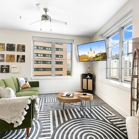 Luxury 2-Bedroom Condo Steps Away From The French Quarter New Orleans Exteriér fotografie